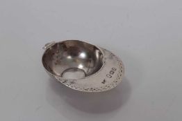 George III silver jockey cap caddy spoon with bright cut decoration, London 1800, Elizabeth Morley,