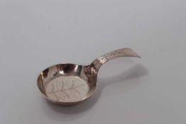 George III silver frying pan-shaped caddy spoon with bright cut bowl and handle, Birmingham 1799, no
