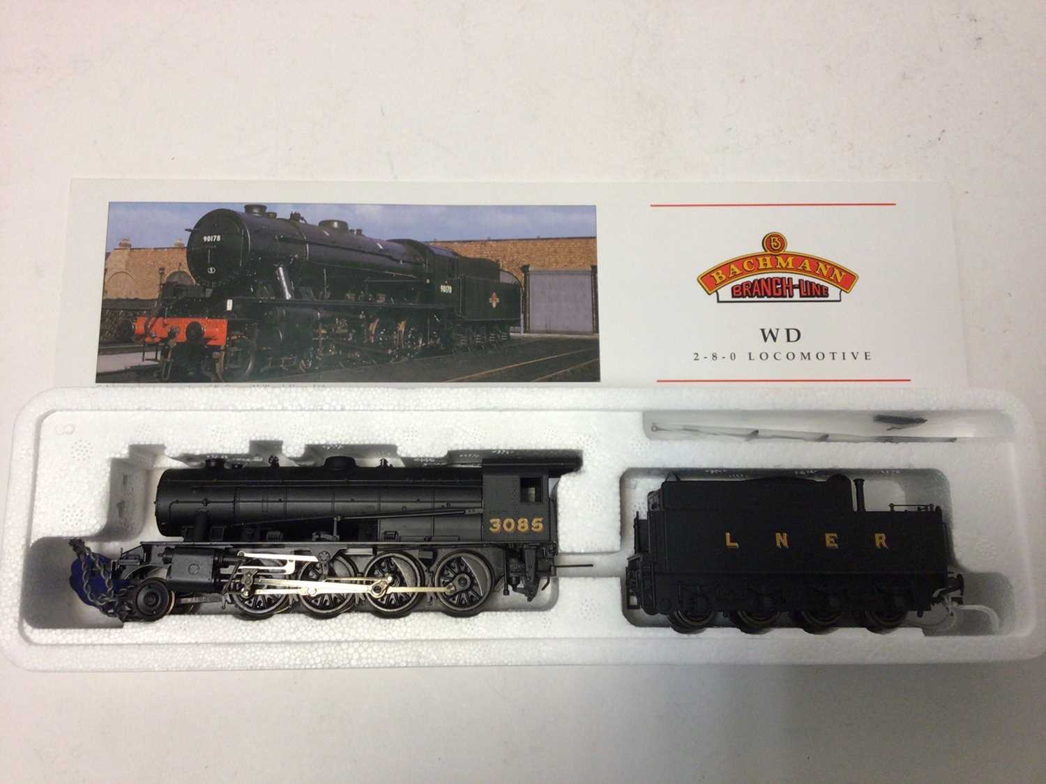 Bachmann OO gauge Crab 2-6-0 locomotive and tender 13098, LMS crimson, w/out coal rail, 32-175, plus - Image 2 of 3