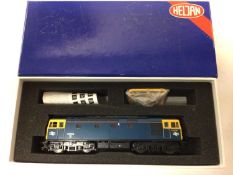 Heljan OO gauge Class 33 locomotive 33004 in BR Blue DCE No 3313, boxed