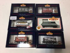 Bachmann OO gauge rolling stock including Trade and Tank waggons (27)