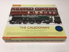 Hornby OO gauge Limited Edition 987/3000 The Caledonian box train set with 4-6-2 "King George VI" Pr