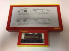 Hornby OO gauge EWS Co-Co diesel electric Class 37 locomtive (powered), Class 37 locomotive (dummy),