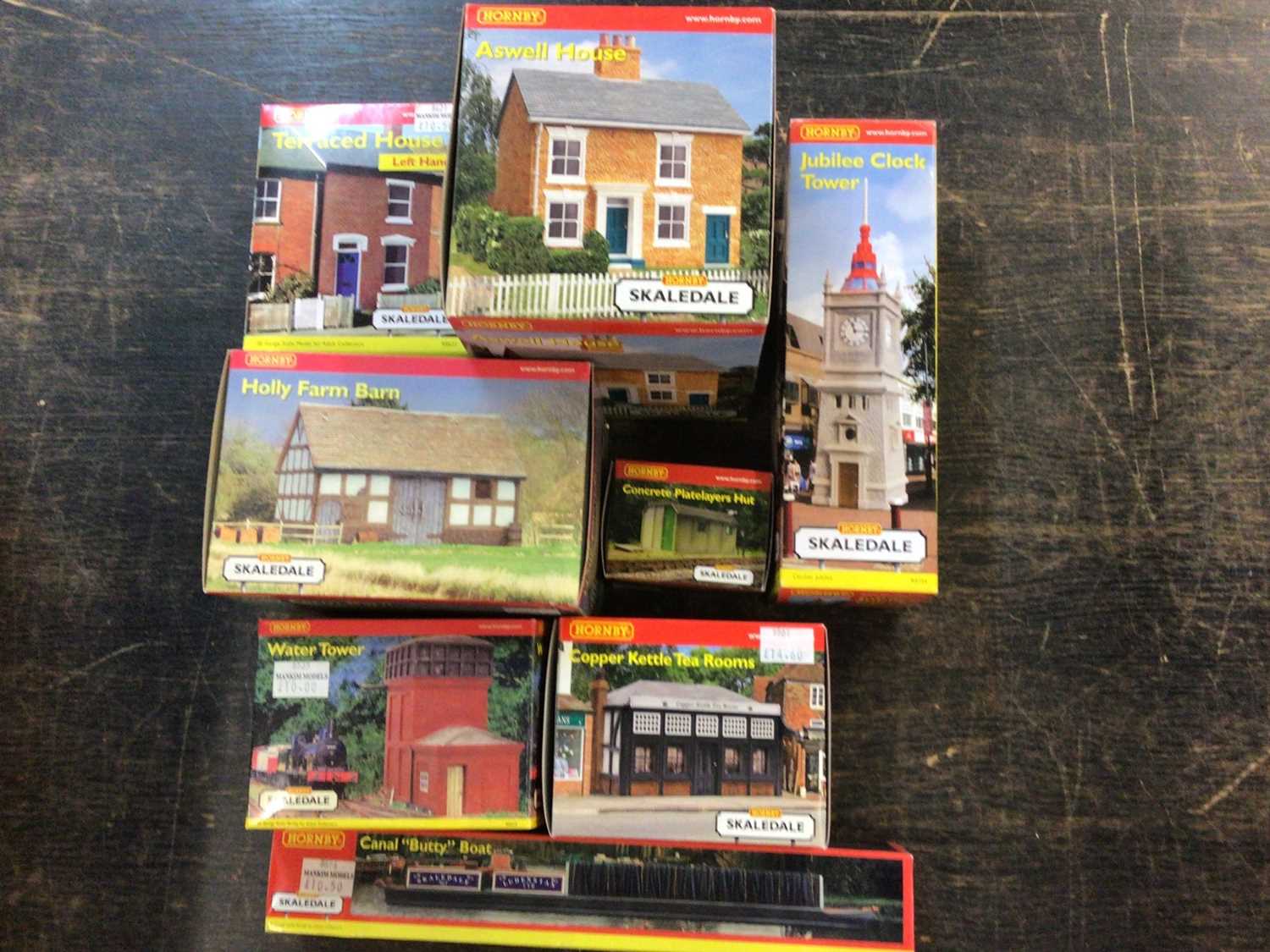 Railway Hornby OO Gauge Skaledale a selection of boxed items including Hansons Bakery, Home Farm Bak - Image 2 of 3