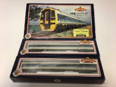 Bachmann OO gauge 158 two car DMU Regional Railways set with working lights 31-500A plus Railways/Ex