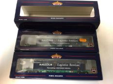 Bachmann OO gauge selection of boxed rolling stock including multiple sets (14)