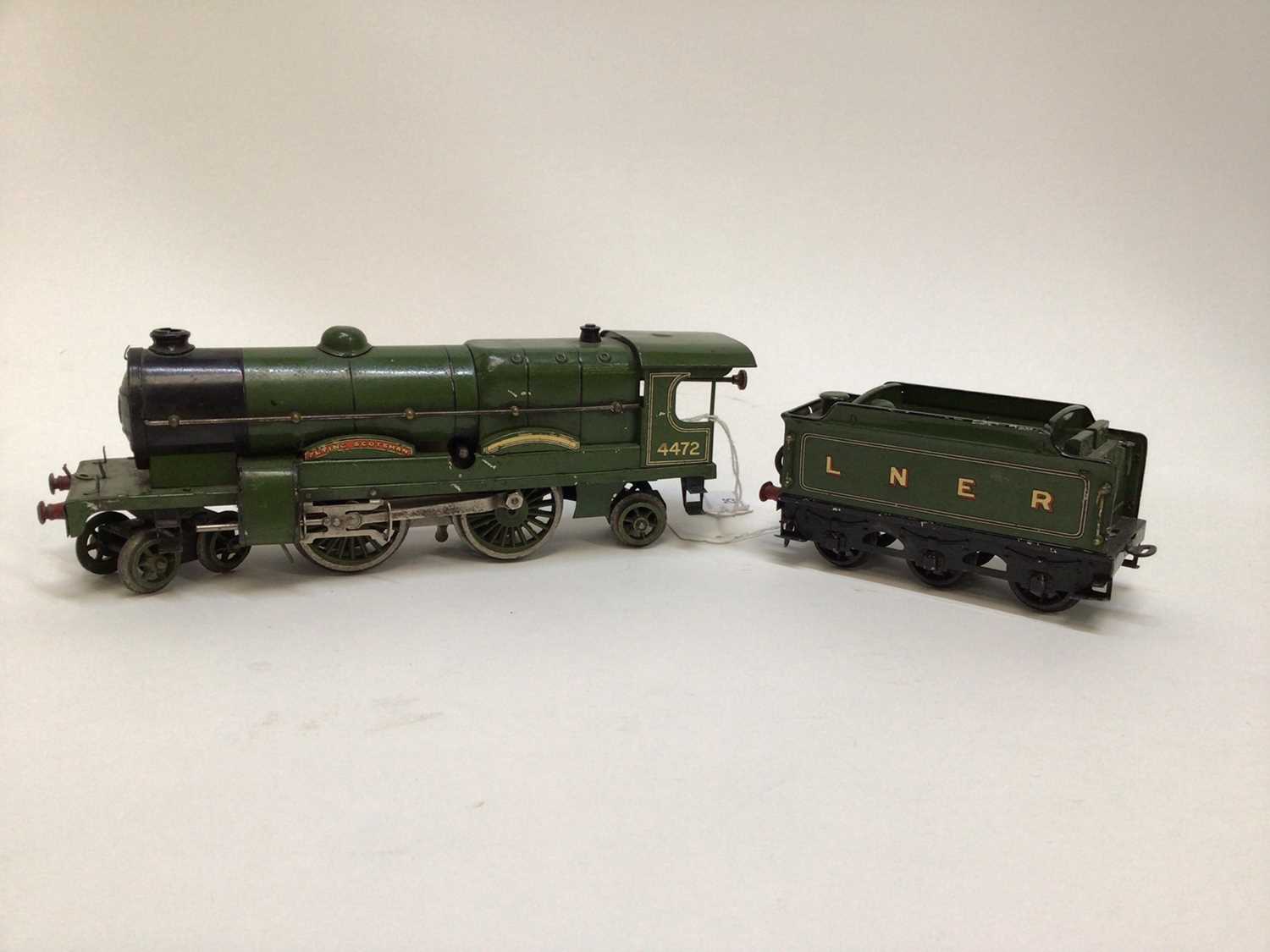 Railway O gauge Hornby "Flying Scotsman" 4-4-2 tinplate clockwork locomotive and tender No 4472 - Image 2 of 3