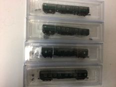 Graham Farnish by Bachmann N gauge 4CEP Four Car EMU 7105 SRmultiple green unit No372-675