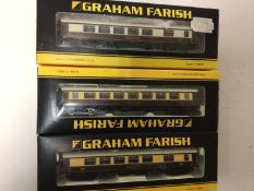 Graham Farnish by Bachmann N gauge BR MK1 Pullman Umber & Cream coaches NO334 (x2) No 372-230B, NO34