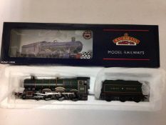 Bachmann OO gauge Hall Class Locomotive GWR green 4953 'Pitchford Hall' 32-0032, Standard Class 5MT