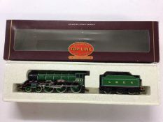Hornby Top Link 00 gauge 0-6-0 LNER Class B17/4 'Doncaster Rovers' locomotive and tender 2857, R2056