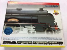 Hornby OO gauge 'Kentish Belle' limited edition 624/2000 train pack including BR 4-4-0 Schools Clas