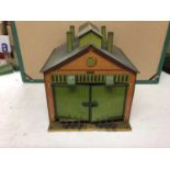 Hornby O gauge Engine Shed No.1, A804in original box (box poor condition) plus a selection of access