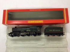 Hornby OO gauge locomotives GWR lined dark green 4-6-0 Knigs Class 'King James II' locomotive and te