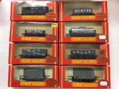 Hornby OO gauge rolling stock including Top Link (x9) Banana Vans (x3), Open Wagons (x3), Railiner C