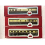 Dapol OO gauge GWR Cornish Riviera Limited Coaches, plus selection of wagons (x25), all boxed (31)