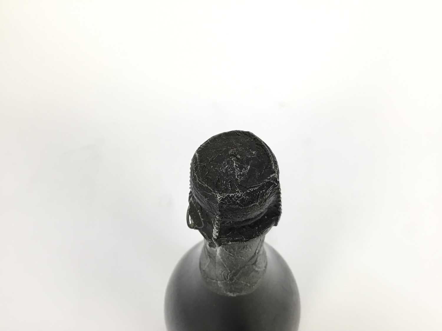 Champagne - one bottle, Moët & Chandon Dom Perignon 1980 - Image 7 of 7