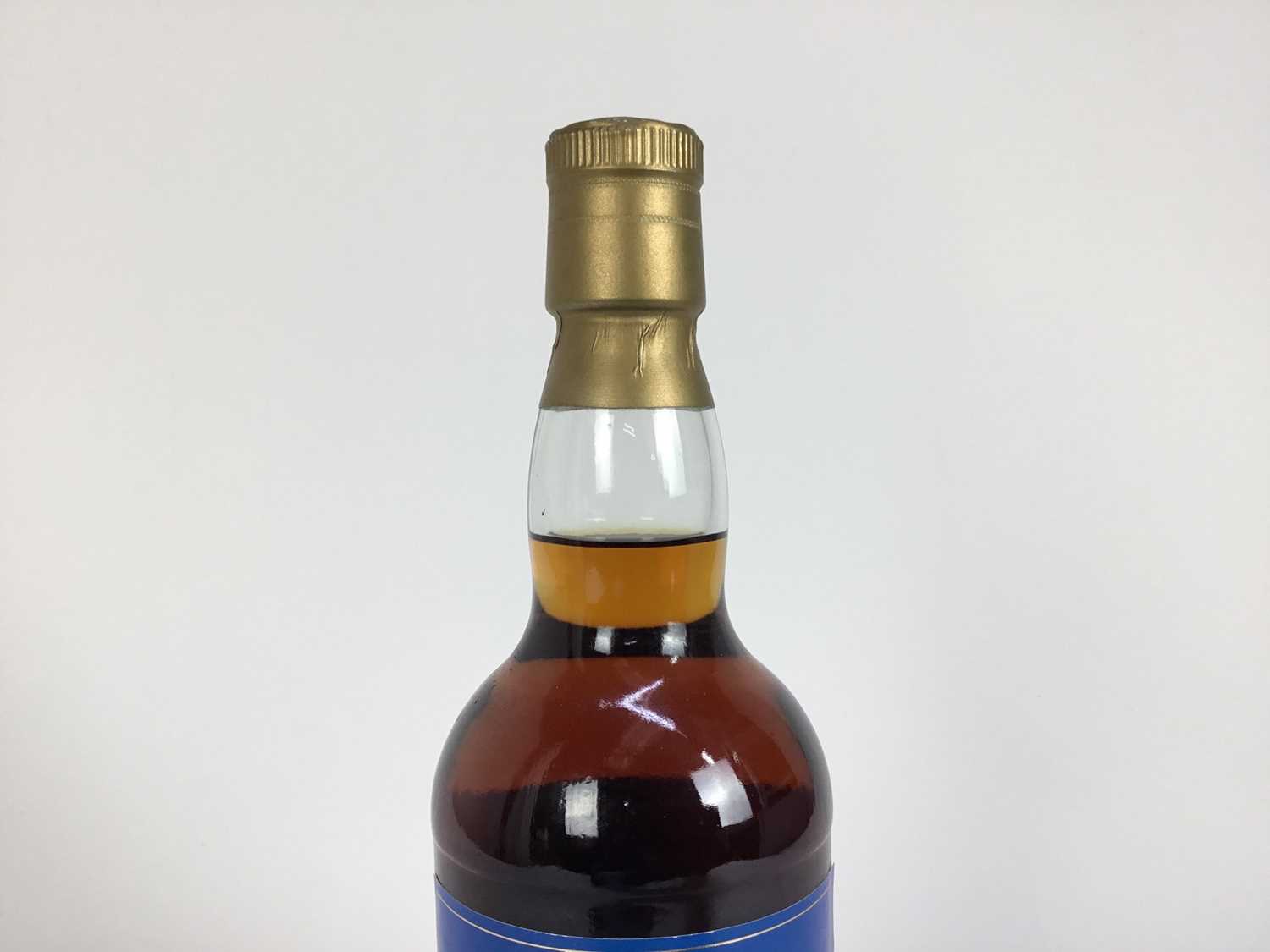 One bottle of Moray Golf Club 1889 single Speyside Malt Scotch Whisky, 10 years old, 70cl. - Image 3 of 4