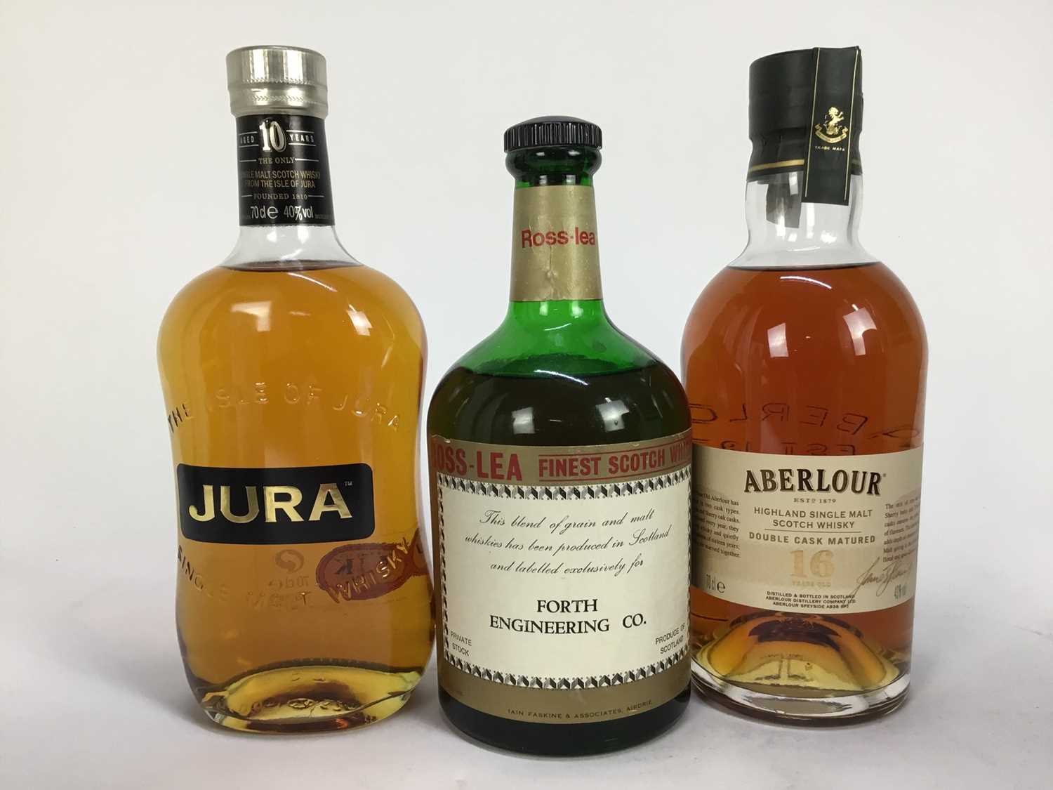 Whisky - three bottles, Aberlour 16 years old, boxed, Jura single malt, boxed and Ross-Lea finest sc - Image 2 of 3