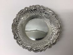 Victorian pierced silver dish by Matthew John Jessop, London 1896