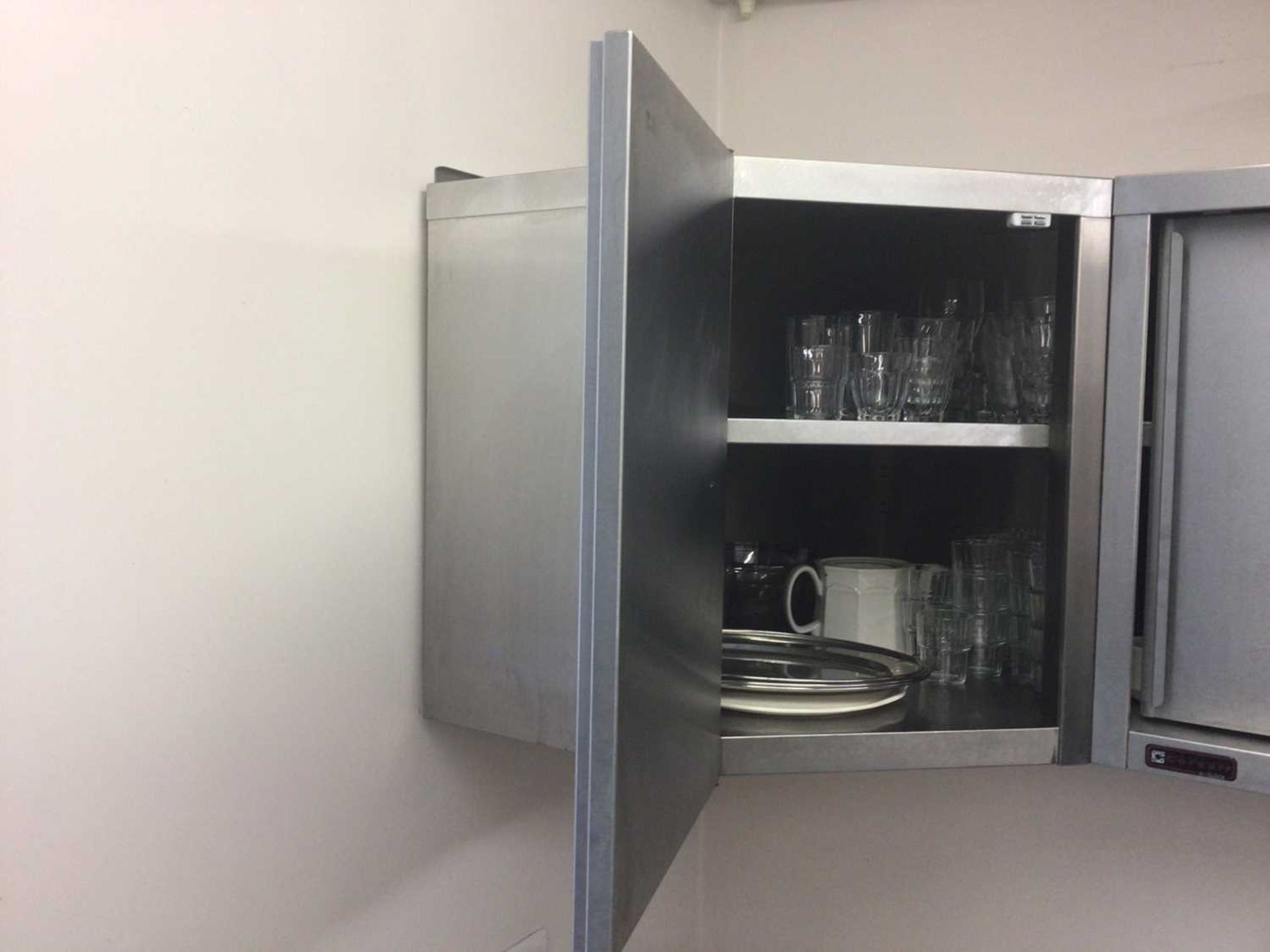 A stainless steel corner wall cabinet, with single door, 660 mm wide x 660 mm deep - Bild 2 aus 2