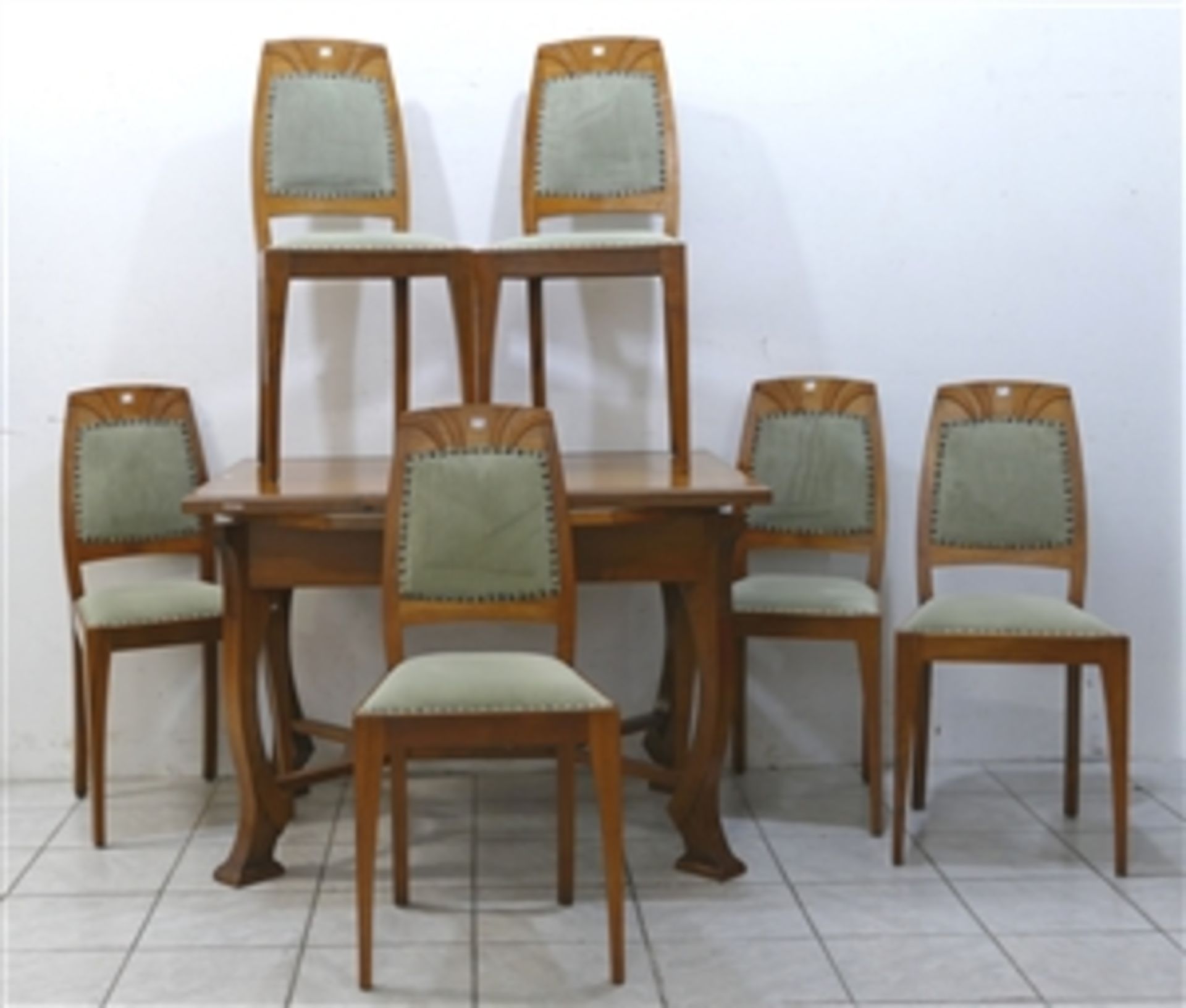 Esstisch mit 6 Stühlen