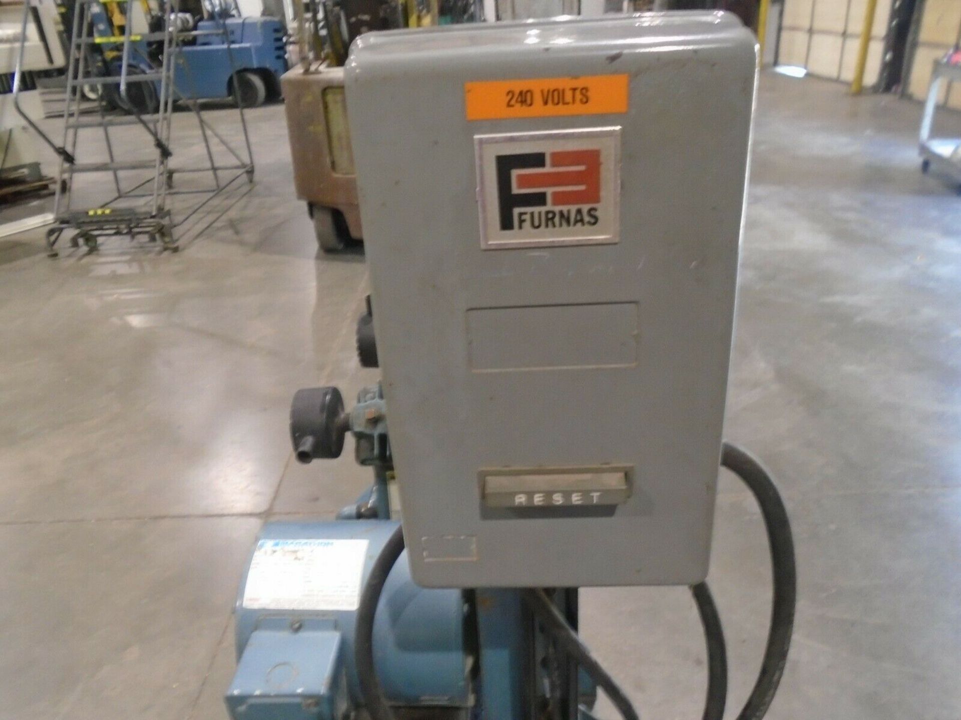 Curtis 3SZ-5-3 Air Compressor 1HP 208 Single or 220/440 3PH - Image 5 of 7