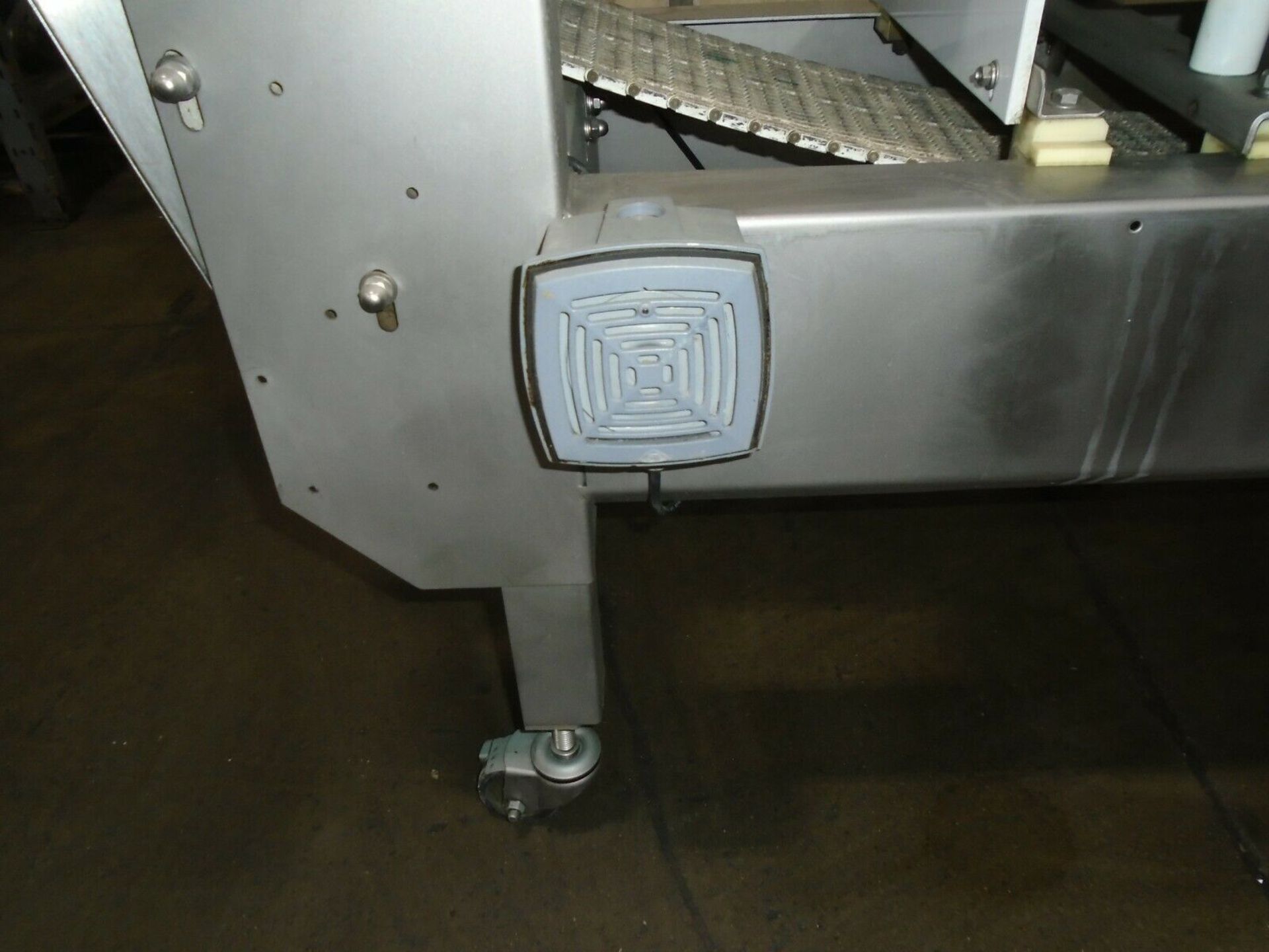 Thermo Goring Kerr Metal Detector 10” x 8” Opening Conveyor W/ Kiwi 450 Case Coder - Image 9 of 12