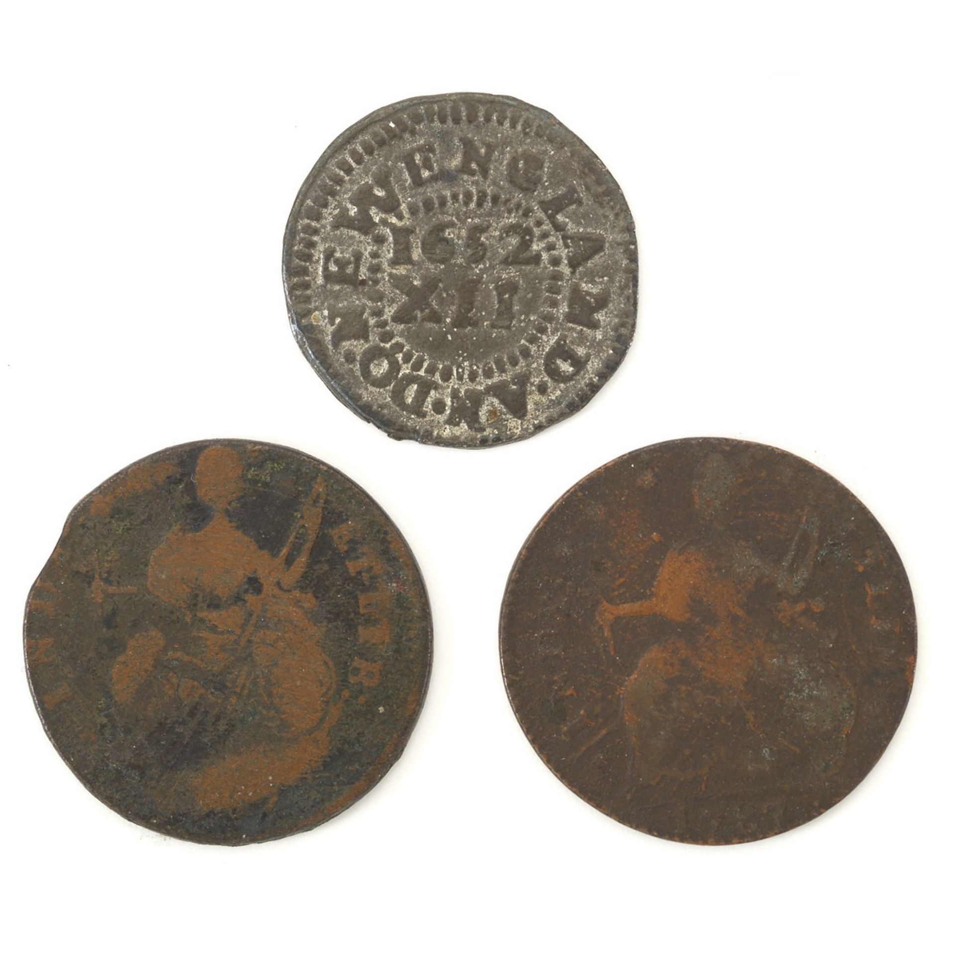 Grp: 3 1652 Pine Tree Shilling and 2 Tokens 1787 - Bild 2 aus 2