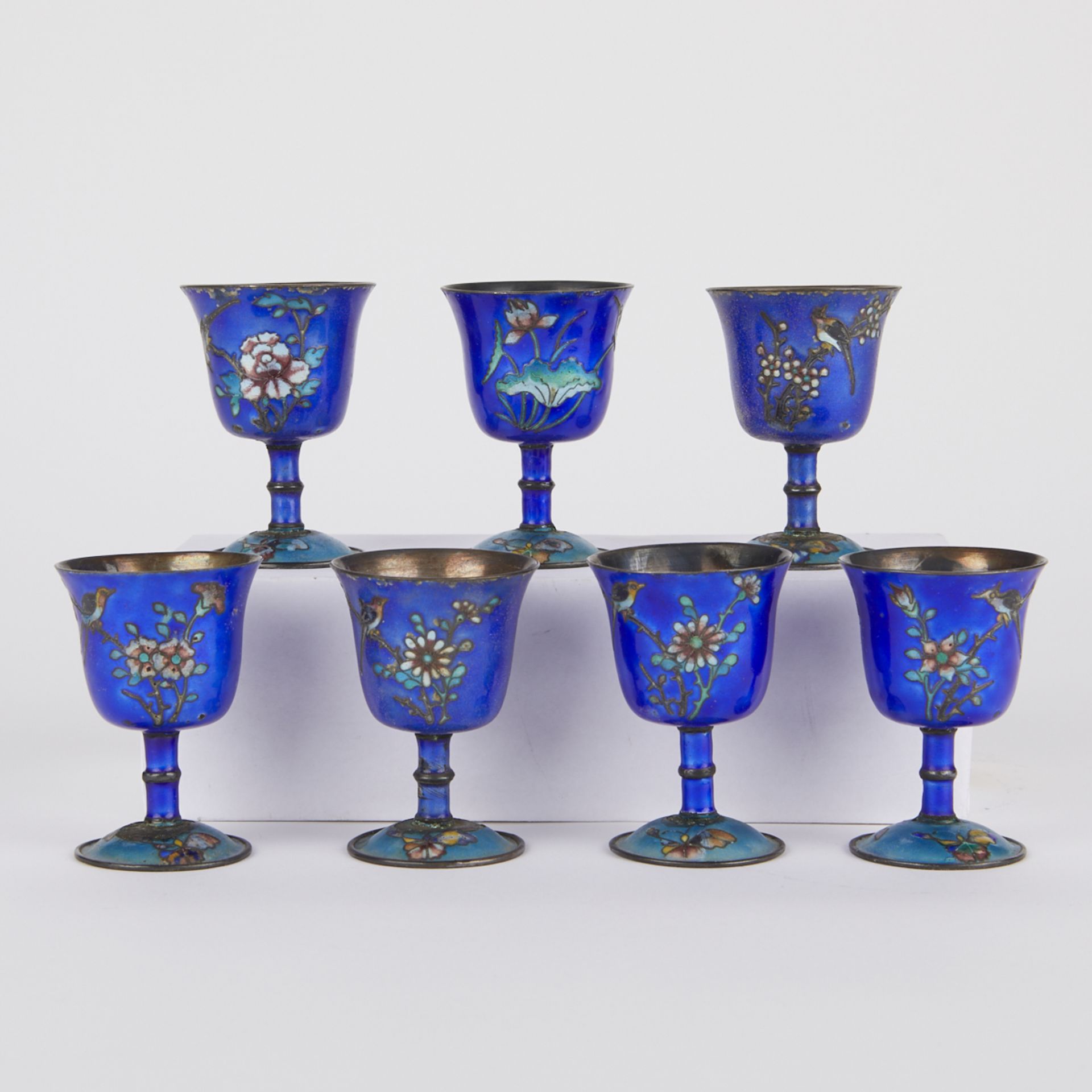 Grp: 7 Chinese Silver Enamel Cups & 2 Vases - Bild 2 aus 14