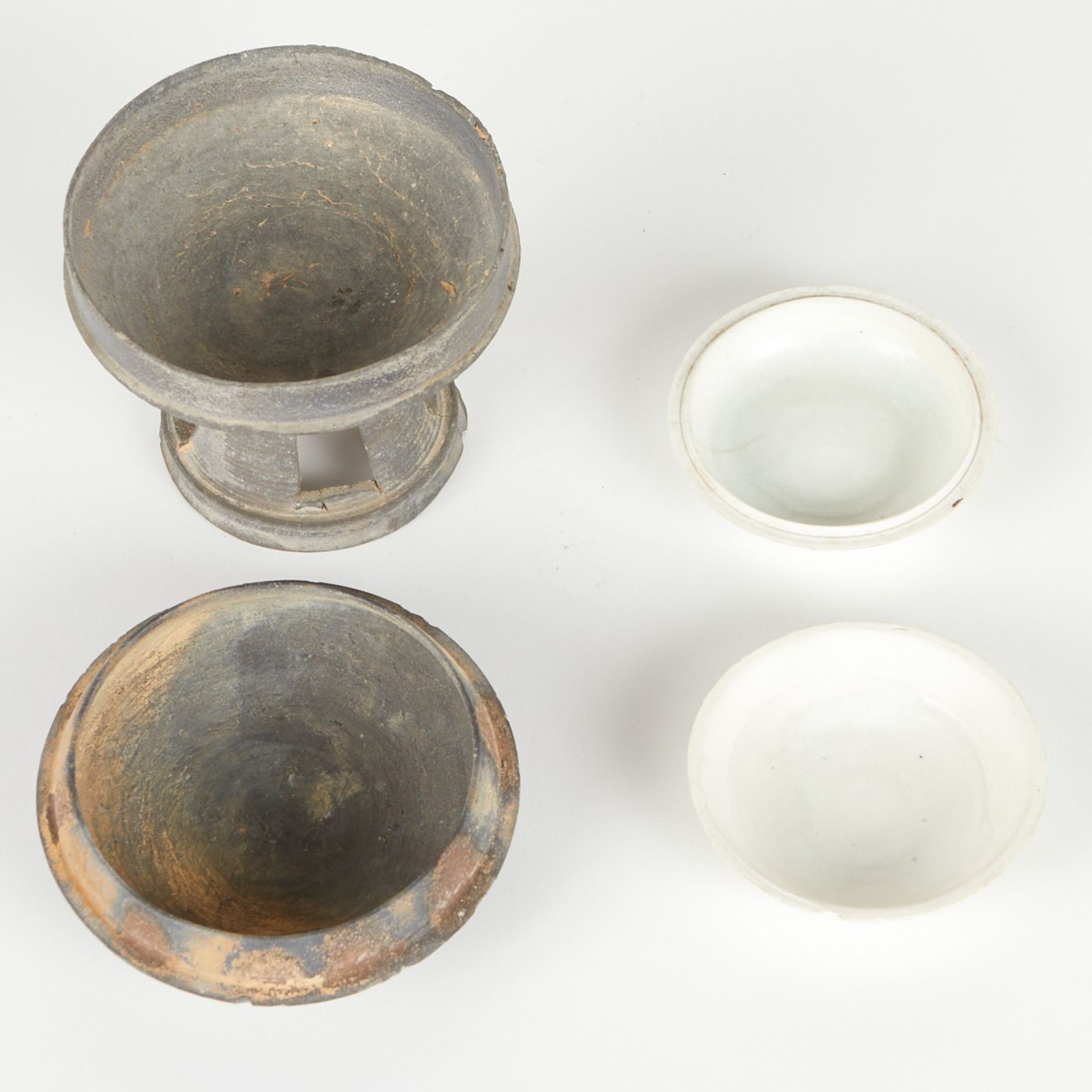 Grp: 4 Chinese Ceramic Vessels - Image 6 of 10