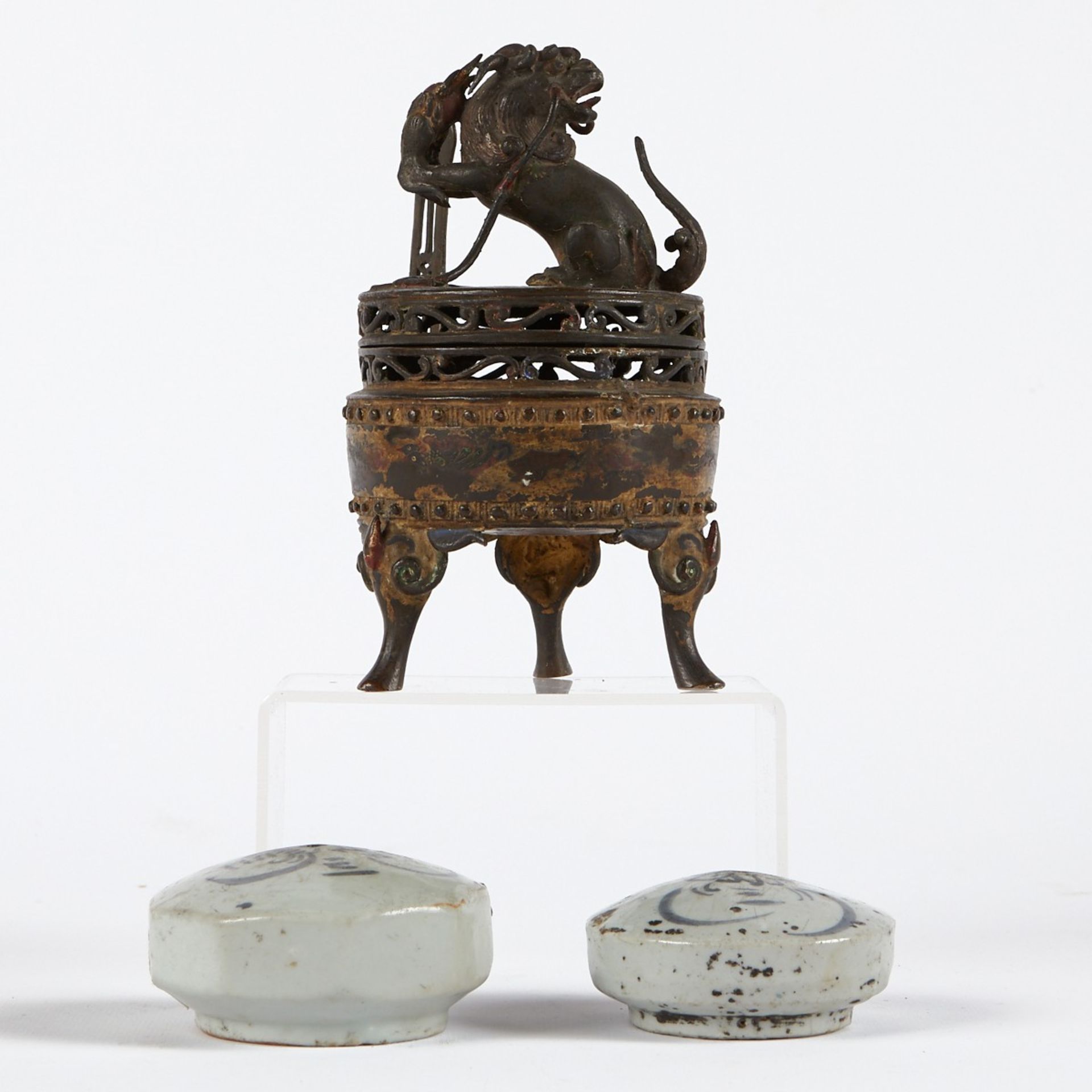 Grp: Japanese Antiques: Water Droppers, Censer - Bild 2 aus 13