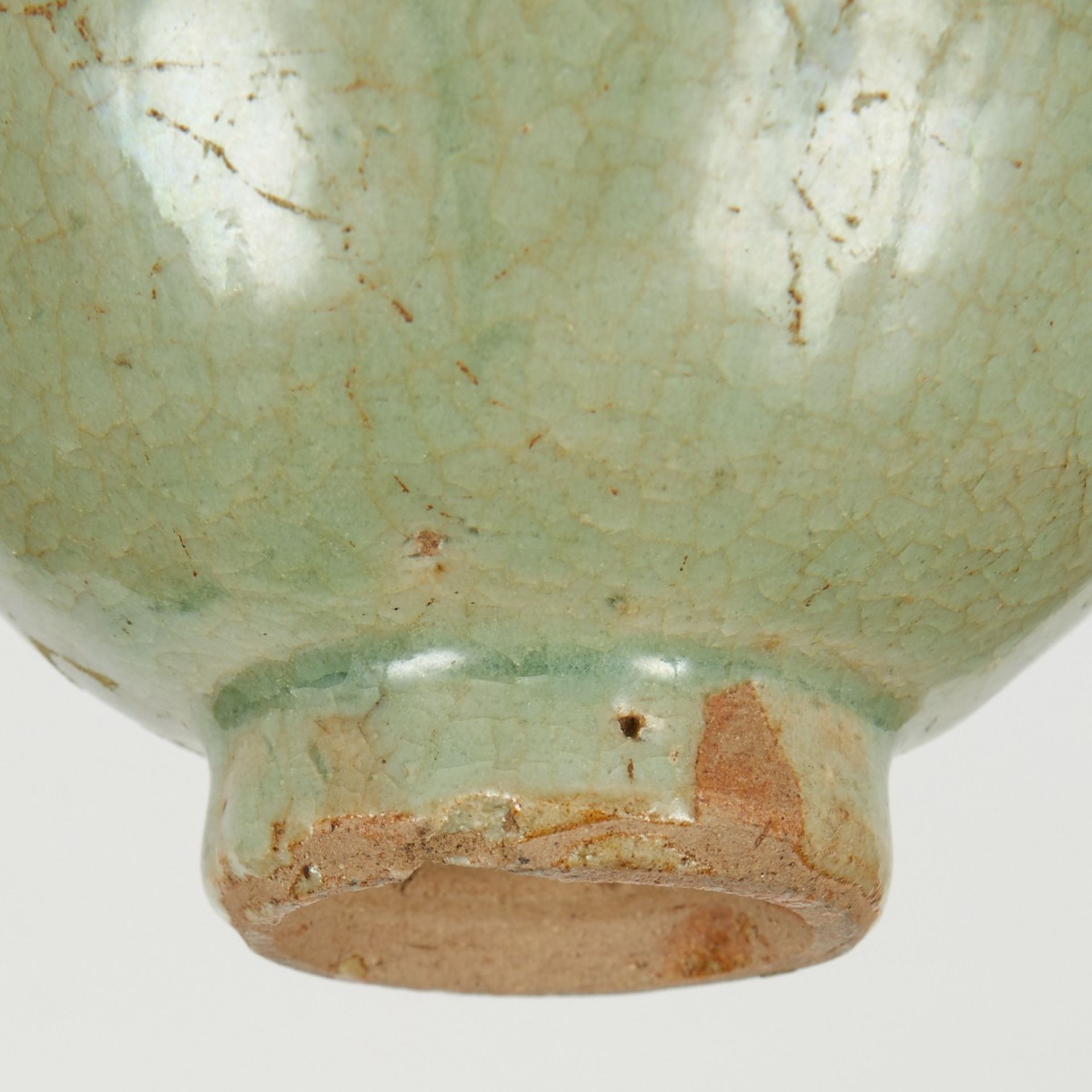 Grp: 2 Chinese Ming Dynasty Lonquan Celadon Dishes - Image 8 of 8