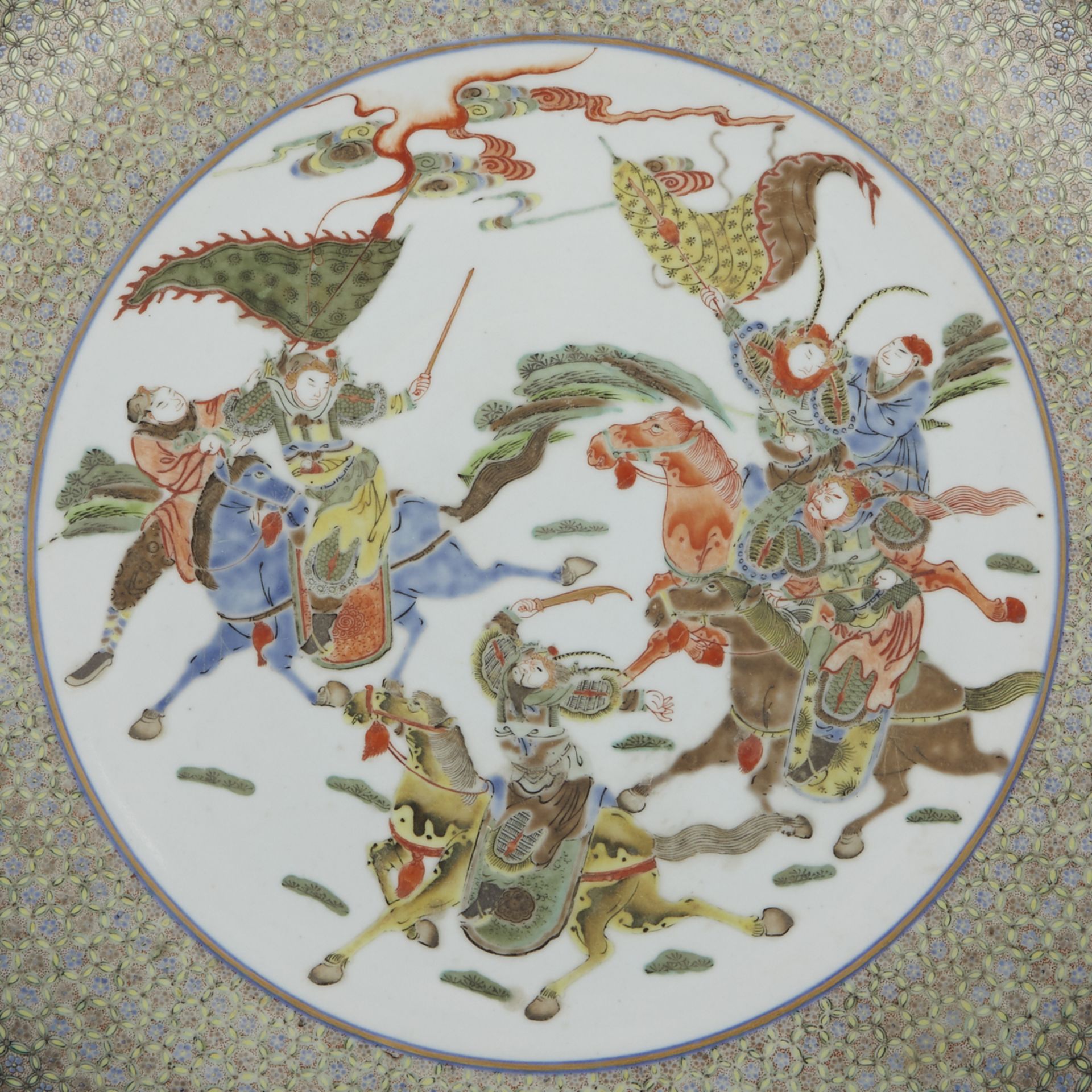 Chinese or Japanese Famille Verte Porcelain Charger - Bild 2 aus 7