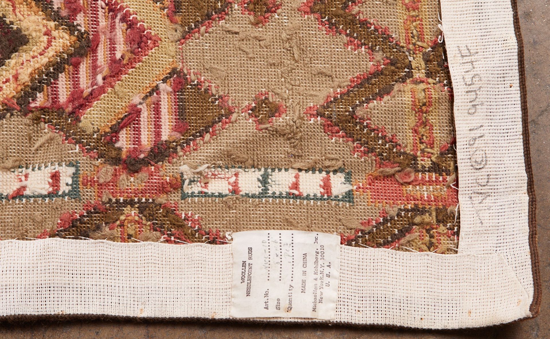 Tim Van Campen M&K Needlepoint Rug - Bild 7 aus 9