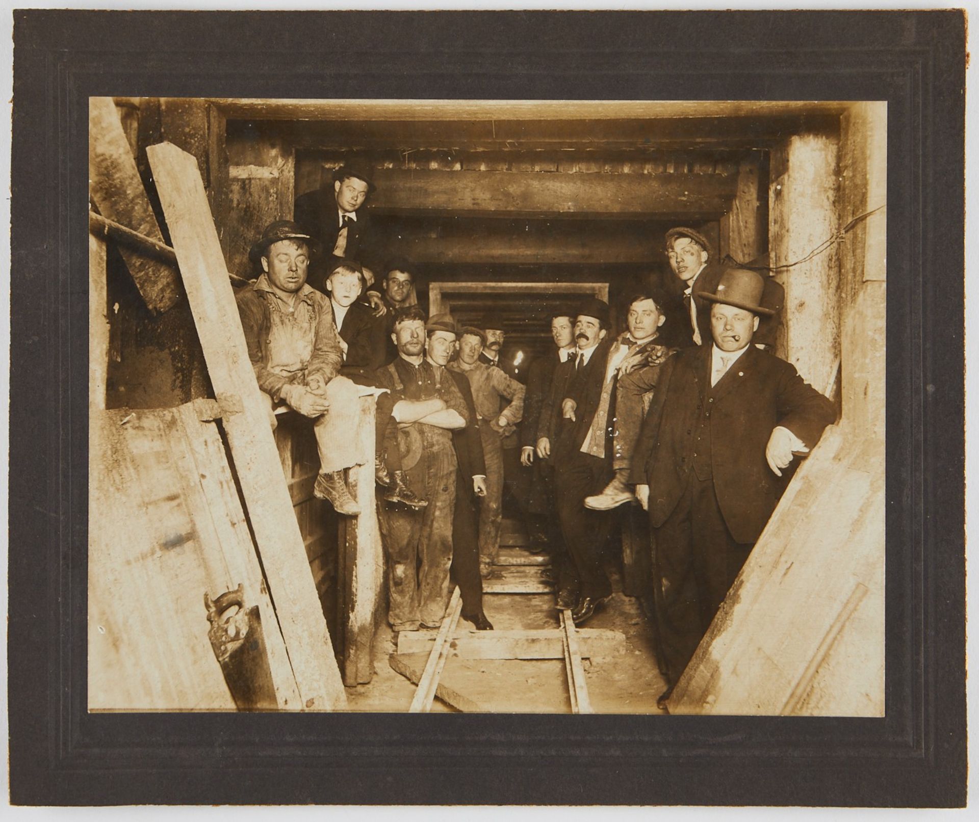 Early Mining Crew Photograph Mine Shaft - Bild 2 aus 2