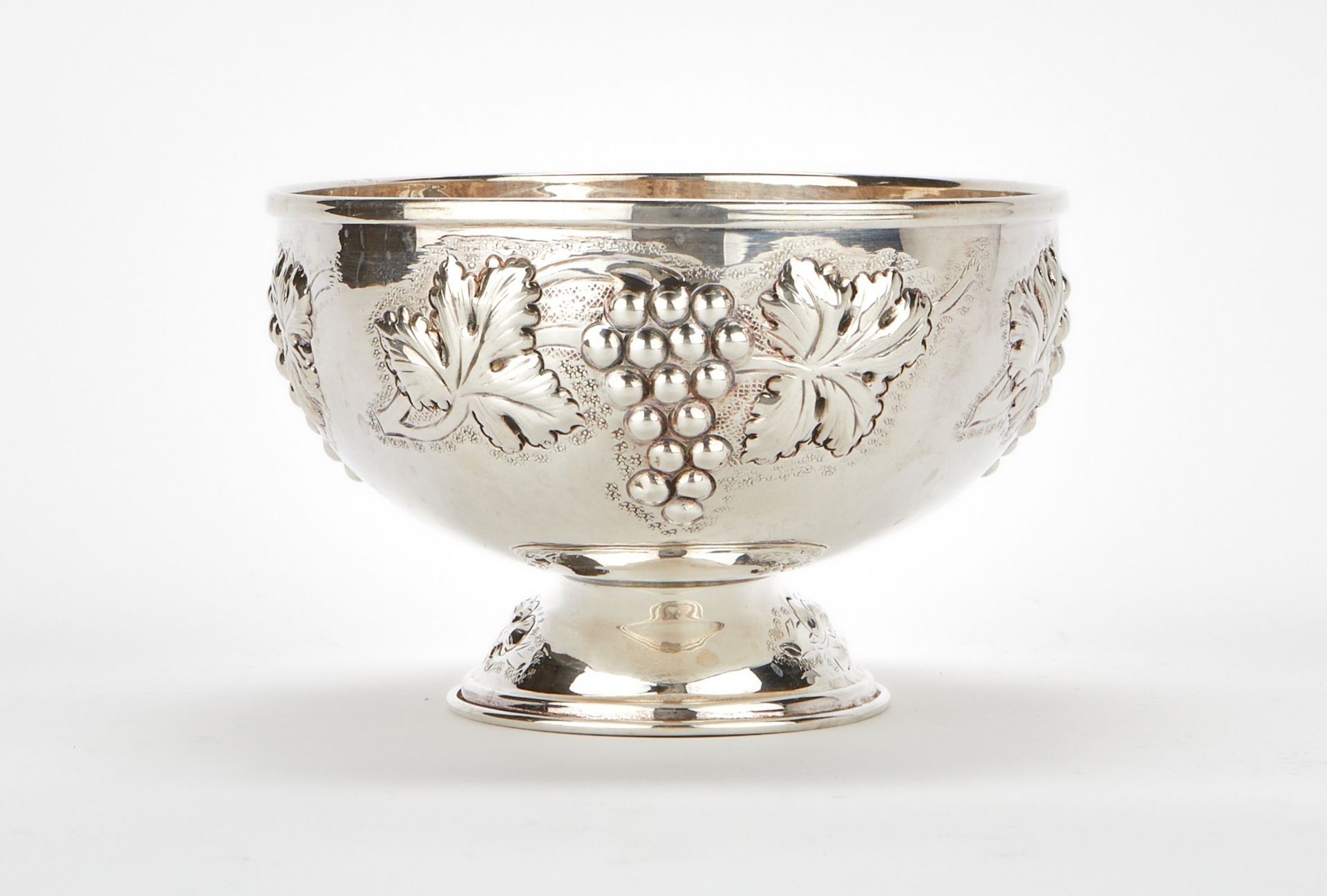 Lovi Italian Silver Bowl w/ Repousse Decoration - Image 4 of 7