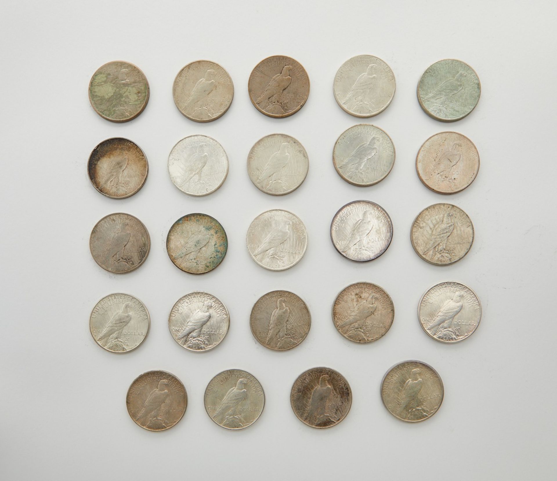 Grp: 24 Peace Silver Dollars 1922-1926 - Bild 2 aus 2