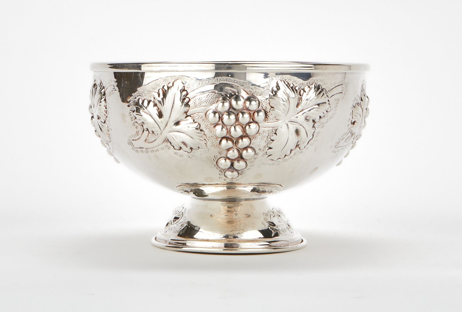 Lovi Italian Silver Bowl w/ Repousse Decoration - Image 5 of 7
