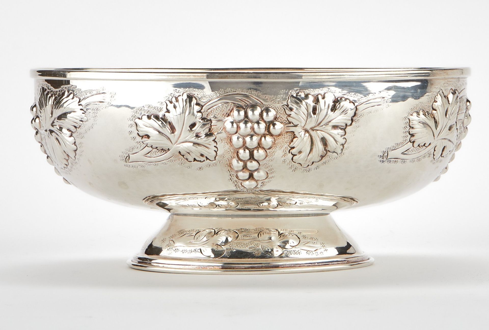 Lovi Italian Silver Bowl w/ Repousse Decoration - Image 3 of 7