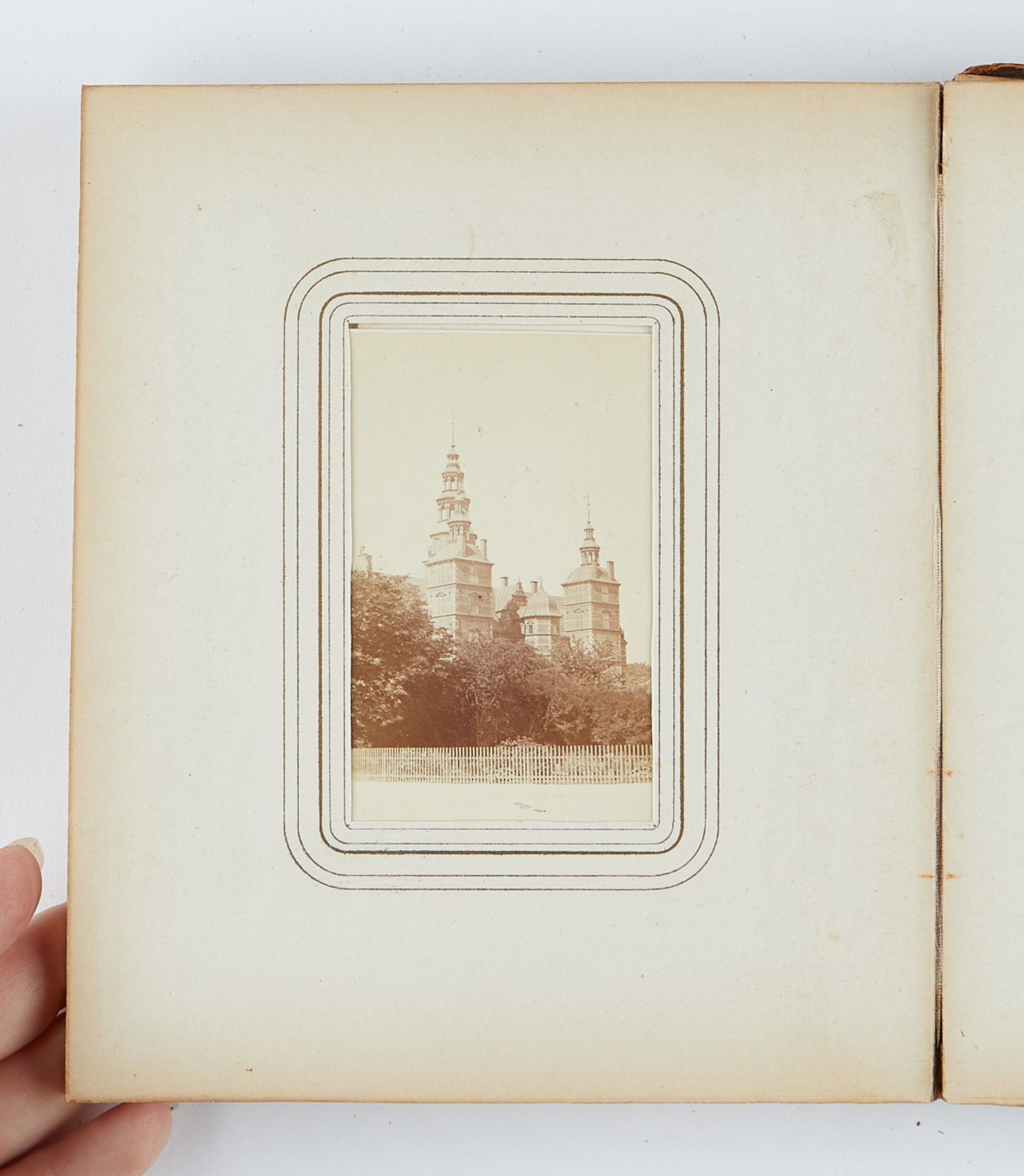 19th c. Russian Photo Album w/ Lacquer Cover - Bild 41 aus 52