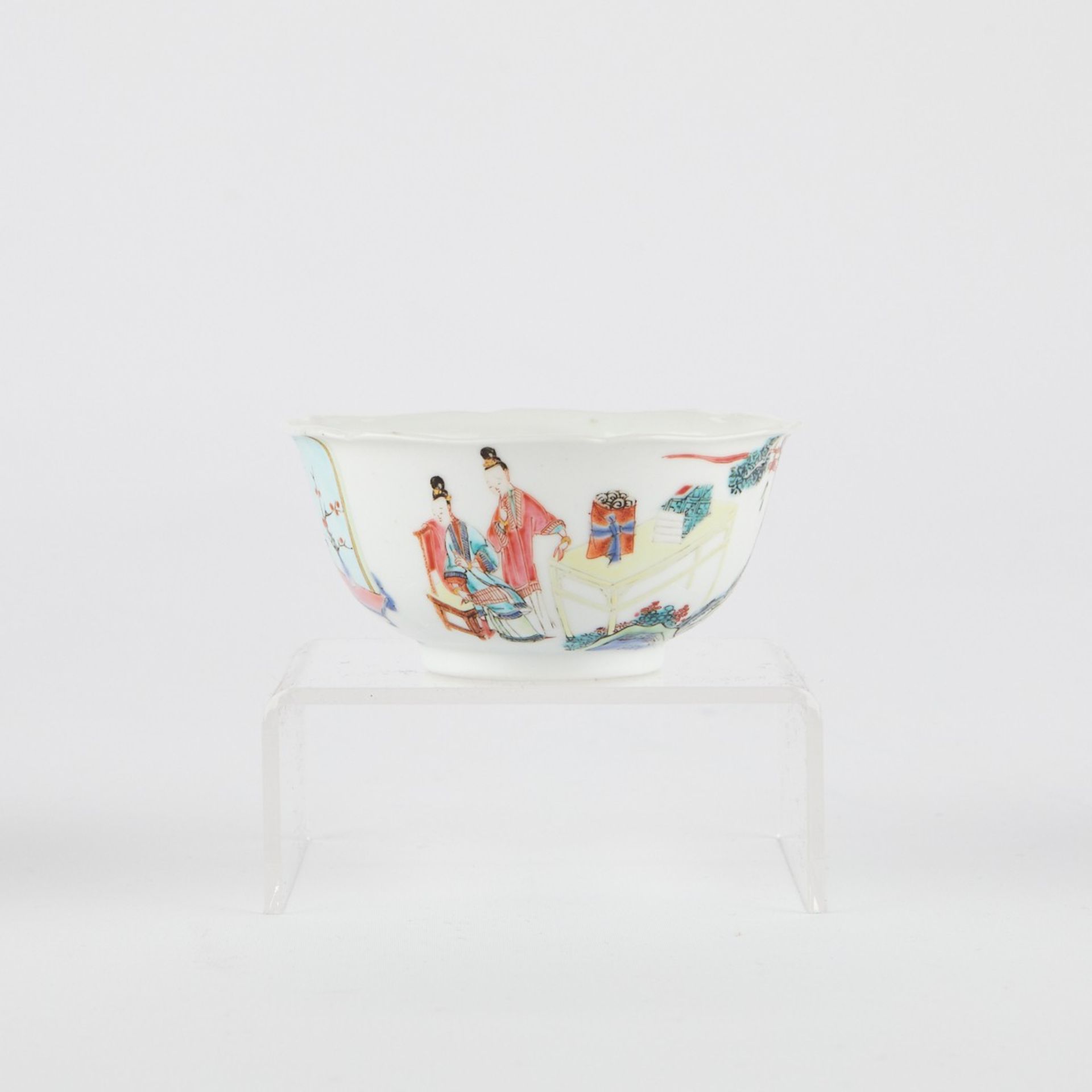 18th c. Chinese Famille Rose Lobed Teabowl & Saucer - Bild 2 aus 8