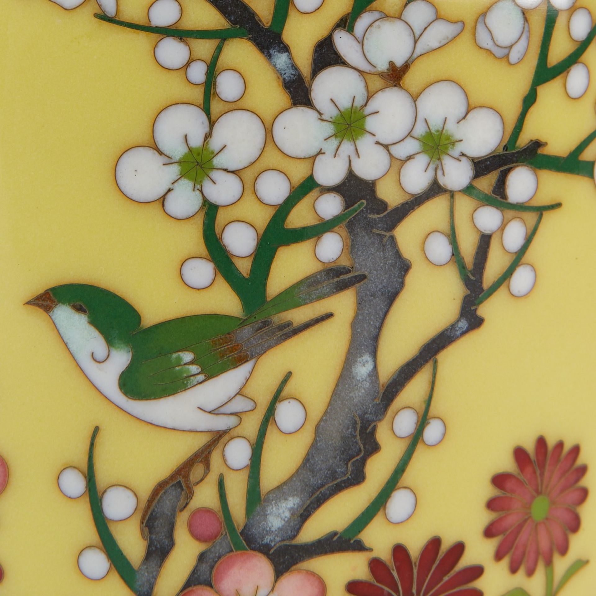 Japanese Cloisonne Vase w/ Flowers and Birds - Bild 5 aus 8