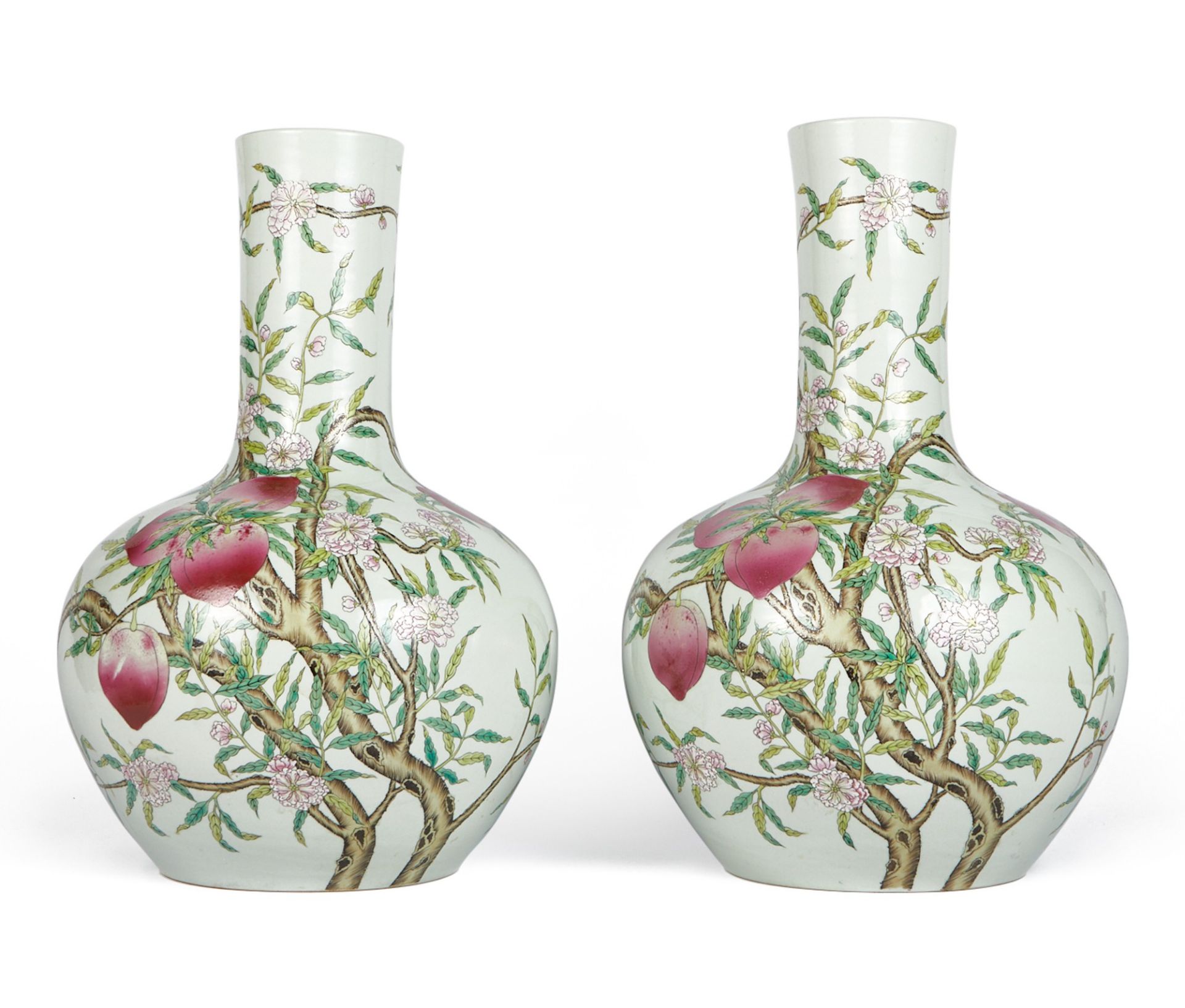 Pr of Modern Chinese Porcelain Peach Blossom Vases - Bild 2 aus 8