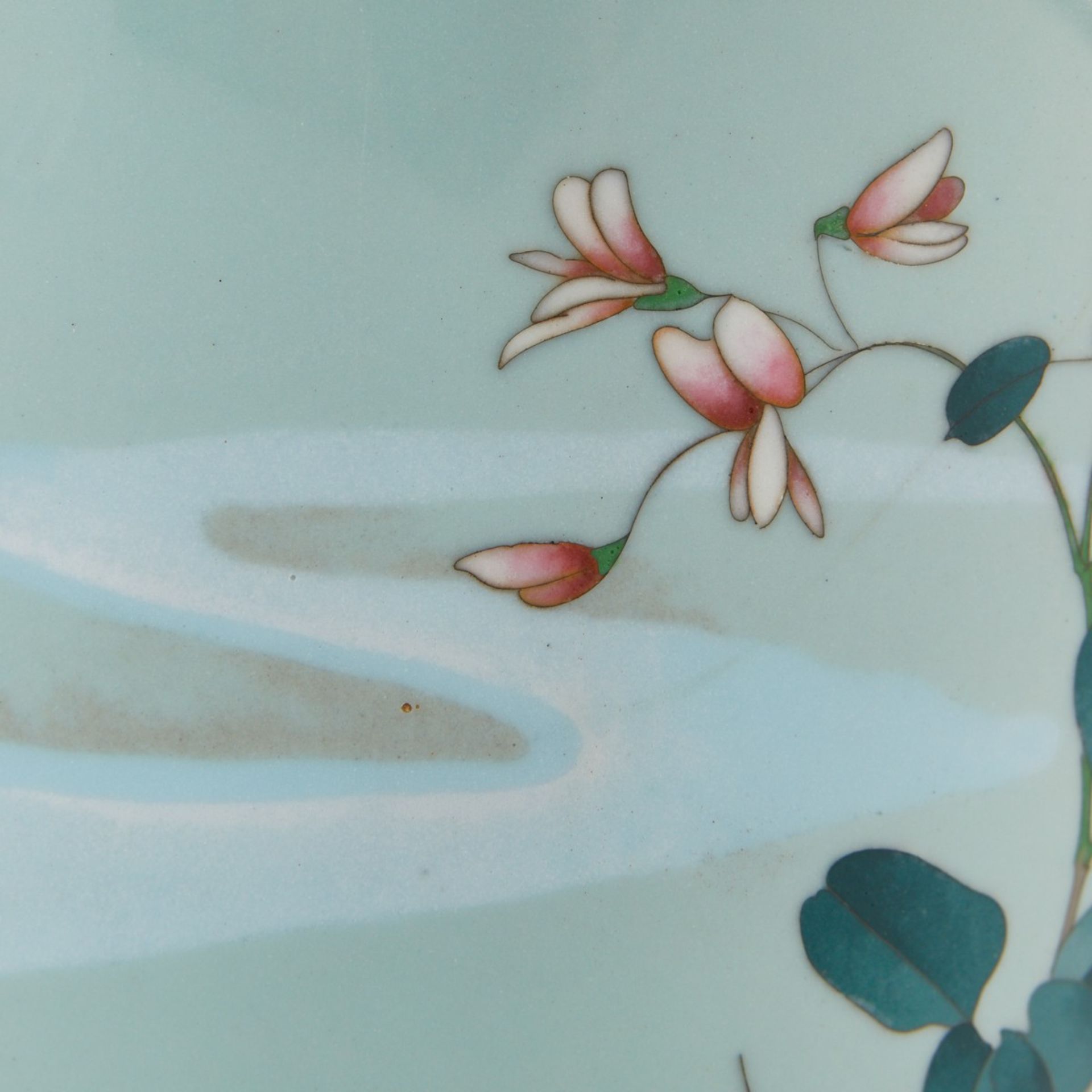Japanese Cloisonne Vase w/ Flowers and Stream - Bild 6 aus 8