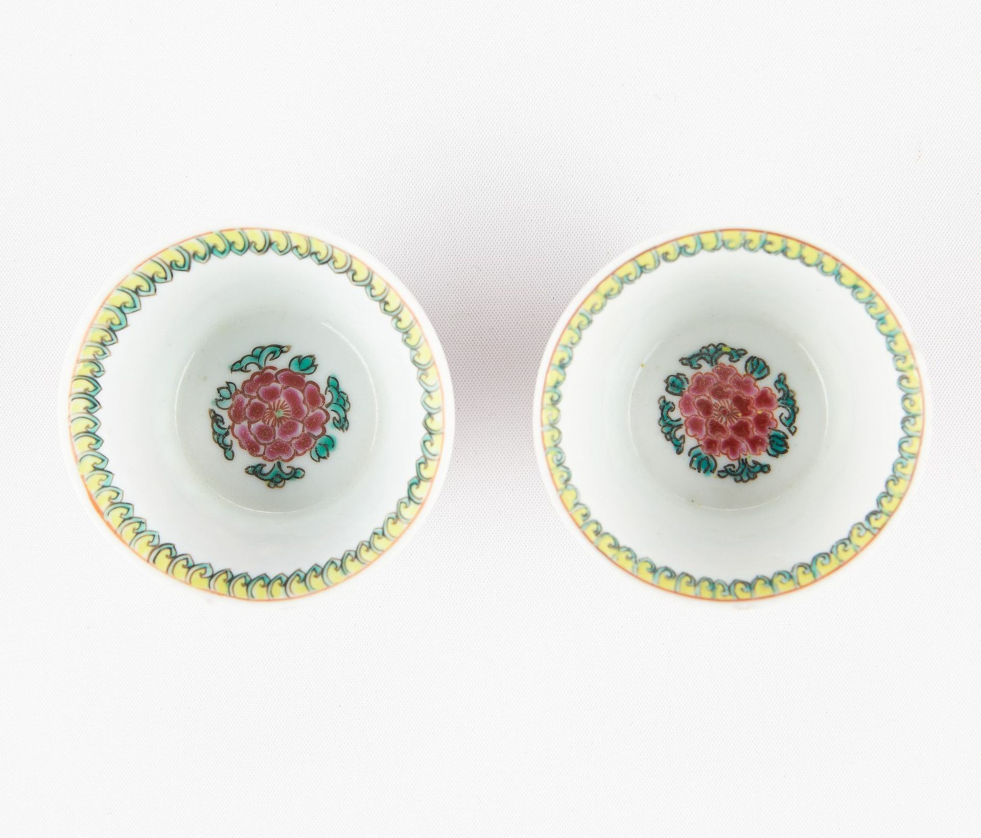 Pr: 18th c. Chinese Eggshell Porcelain Cups & Saucers - Bild 7 aus 8