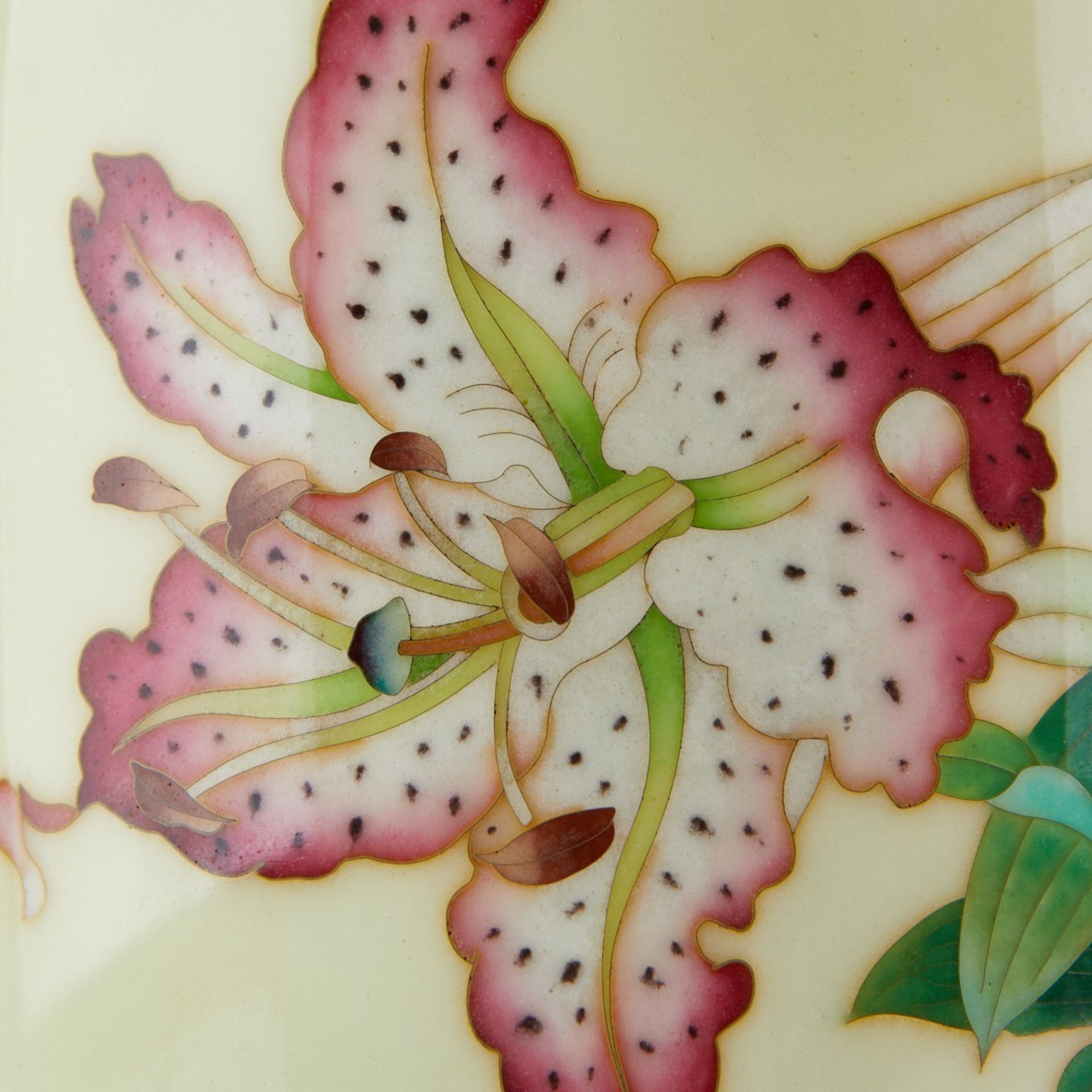 Large Japanese Cloisonne Vase w/ Lilies - Bild 5 aus 8
