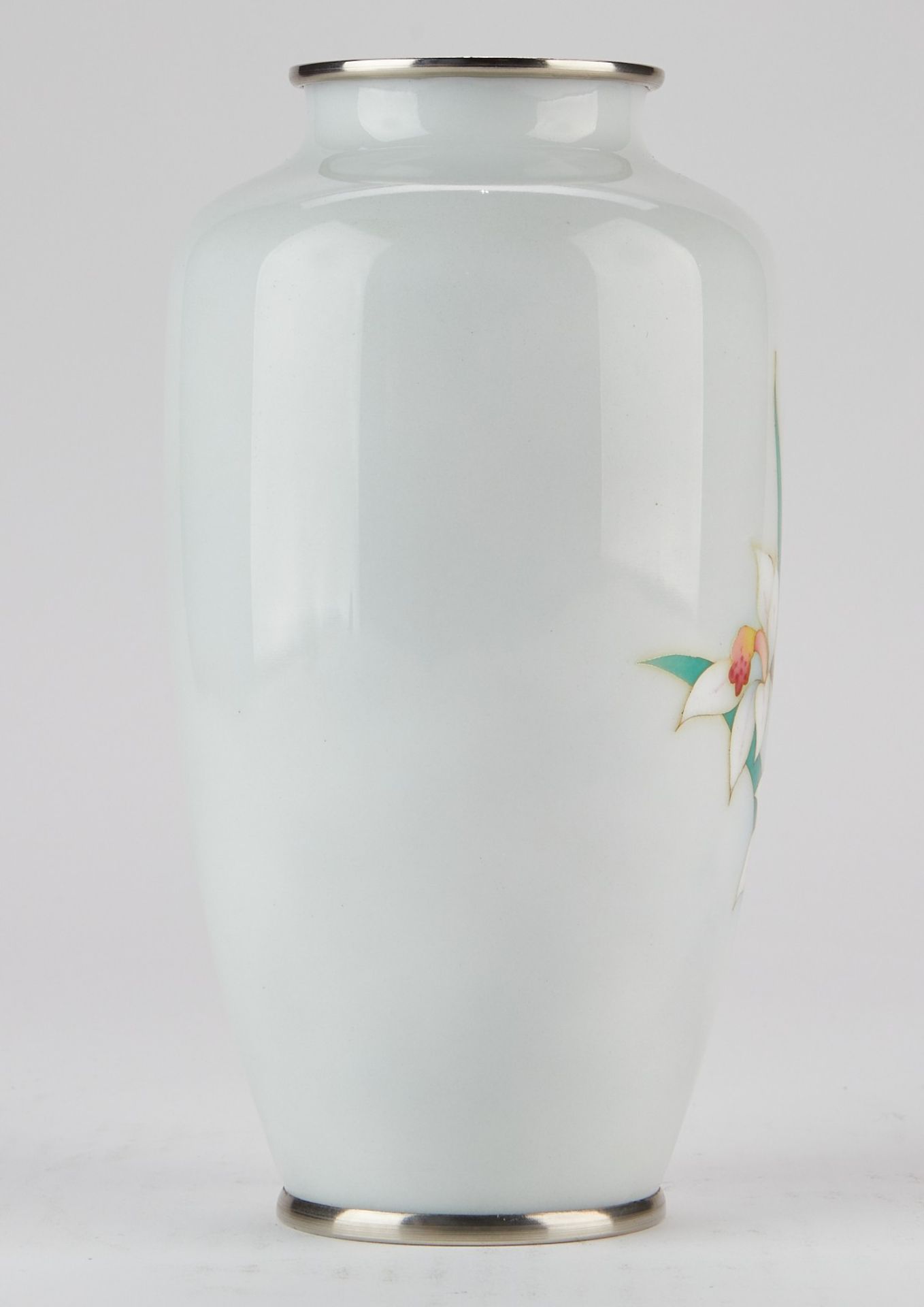 Japanese Showa Period Cloisonne Vase w/ Lilies - Bild 3 aus 6