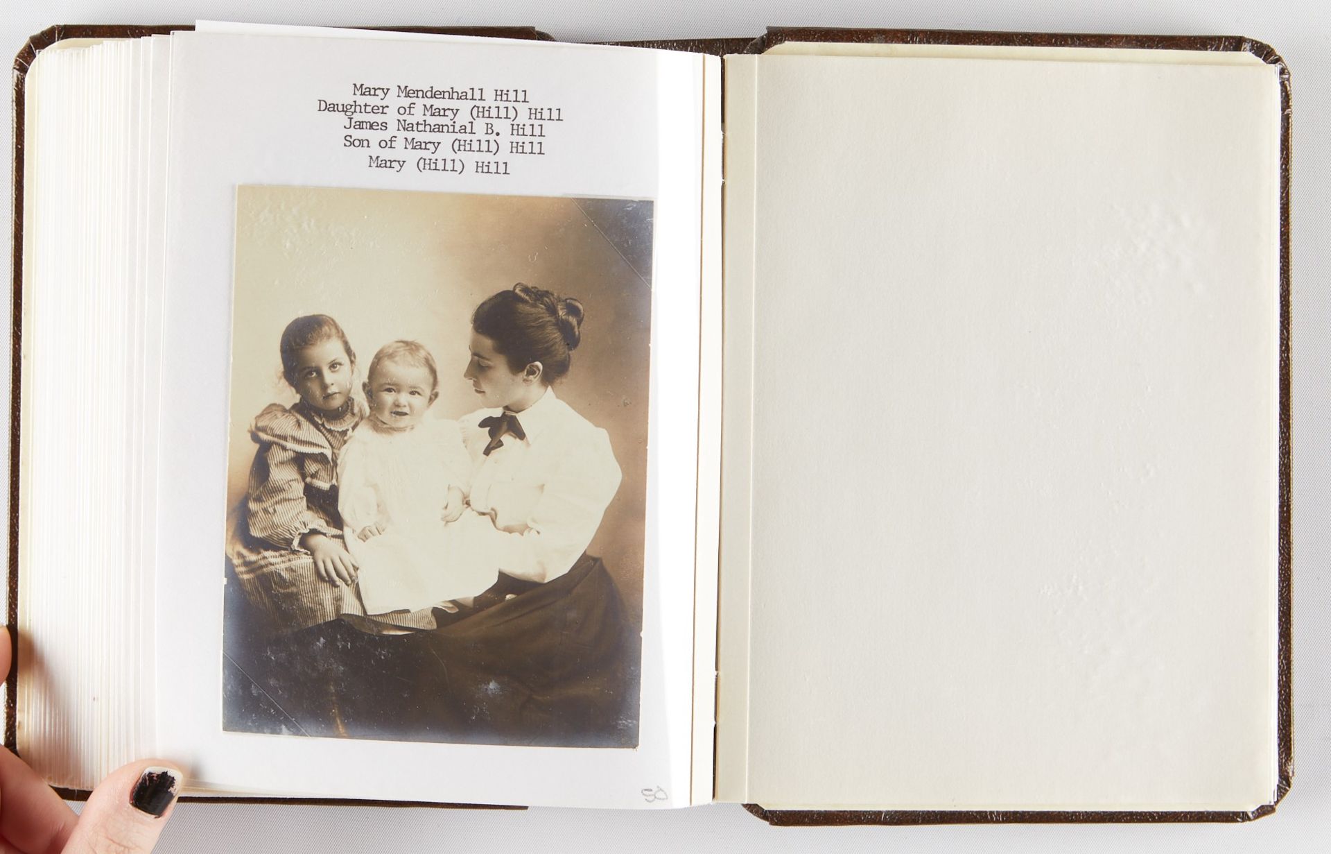 Book of Photos of James J. Hill Family - Bild 28 aus 28
