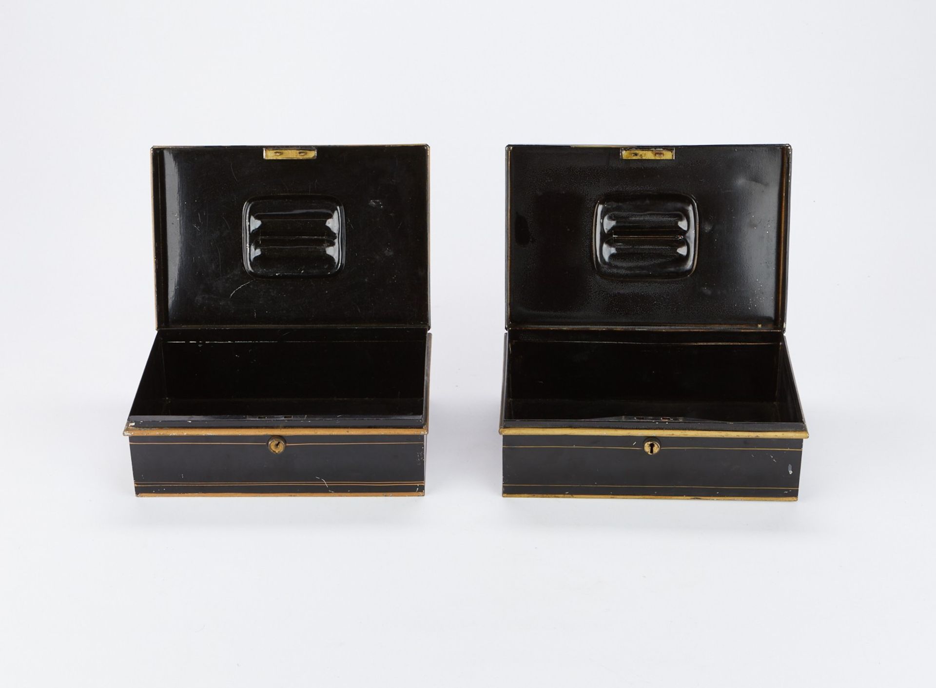 Pair of Antique Tin Money Boxes - J. J. Hill - Bild 6 aus 8